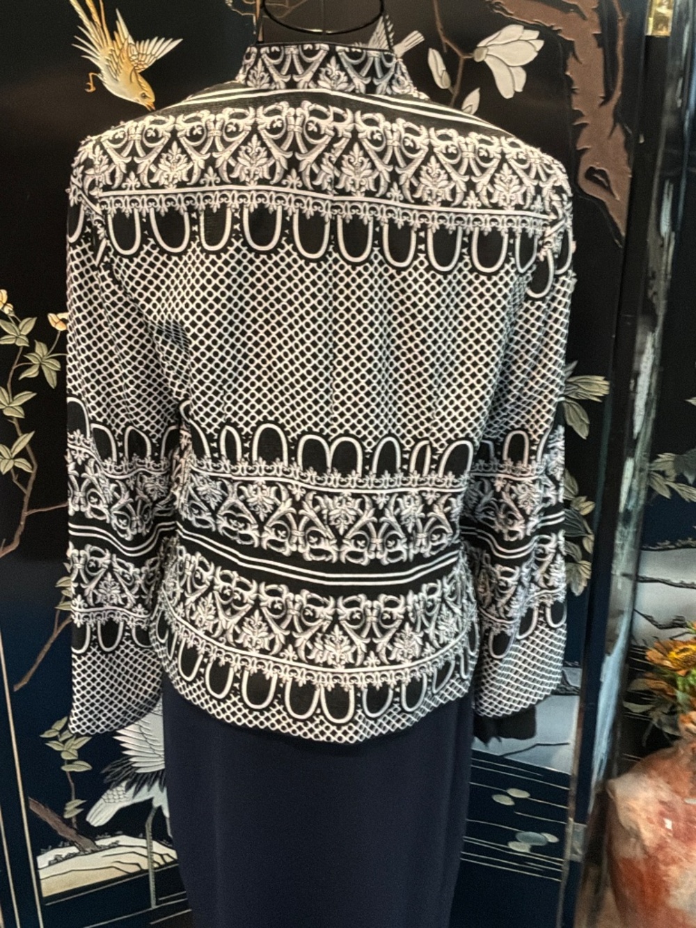 🖤 Vintage Adrianna Papell 100% Silk Beaded Baroque Statement Jacket 🖤 - Picture 5 of 10